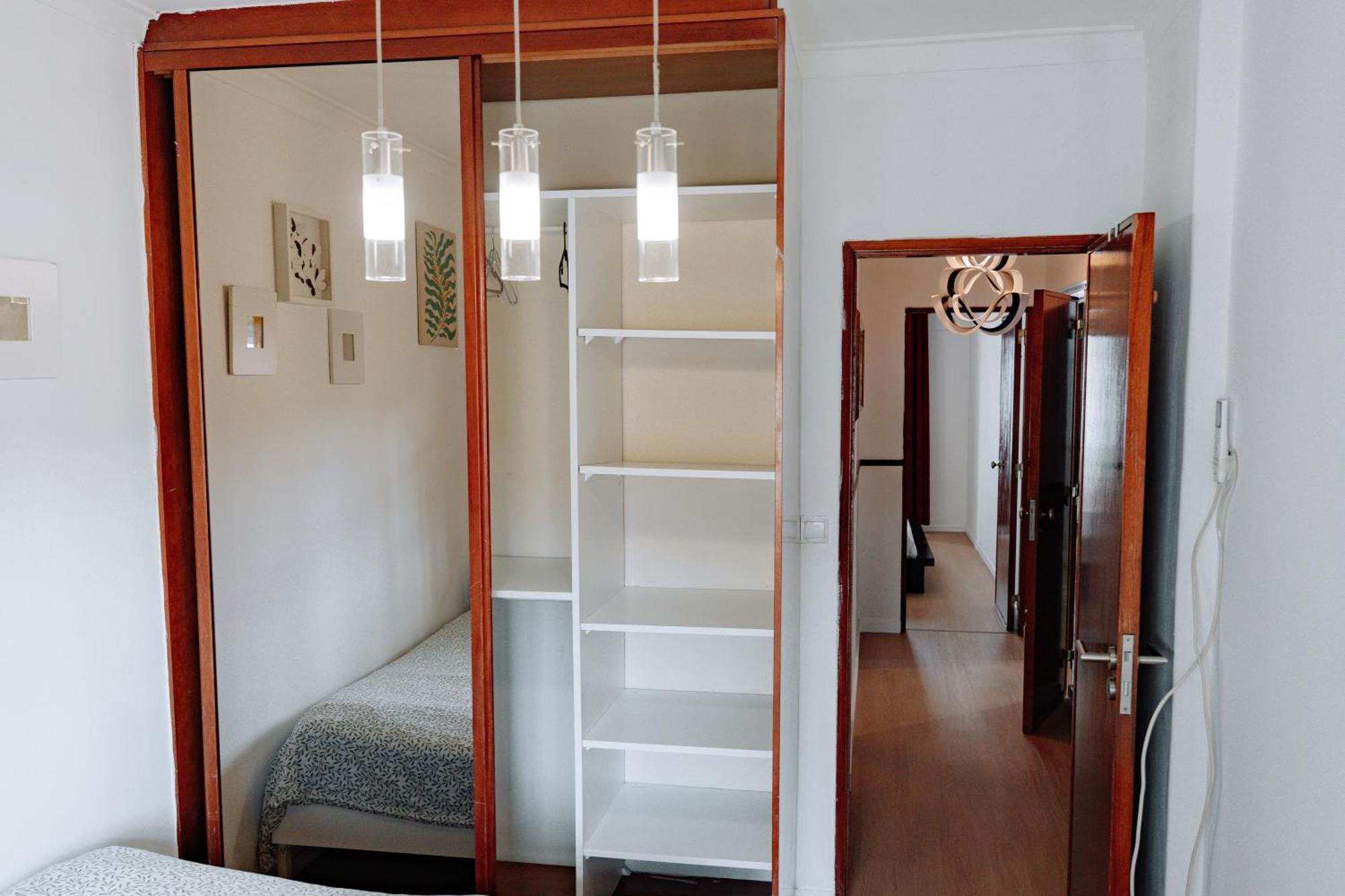 Family-Friendly And Cozy 3-Bedroom Accommodation In Lissabon Buitenkant foto